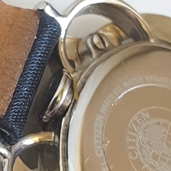 CITIZEN Eco-Drive Crystals & Mother of Pearl Women's Watch 💕 Needs a Battery! - Picture 14 of 14